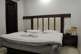 Hotel A-10 International, New Delhi 4
